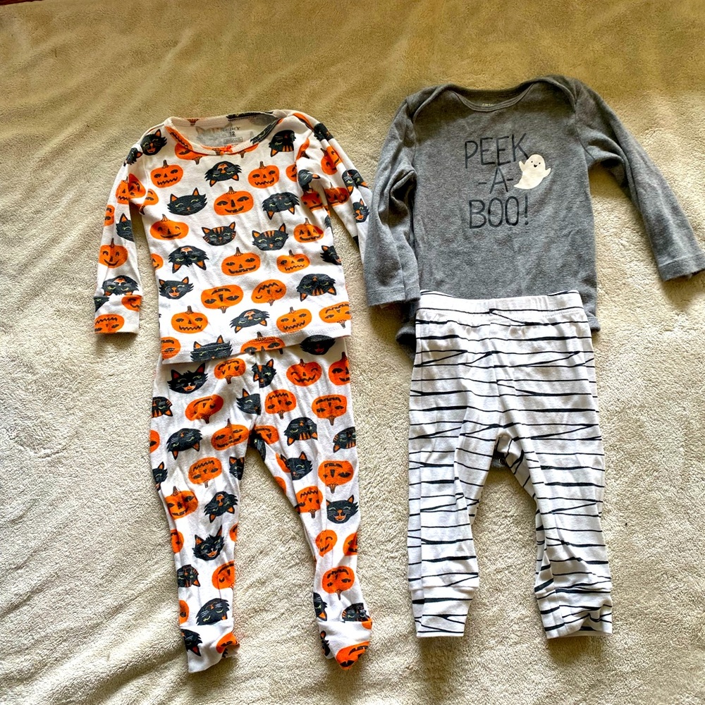 Bundle - Halloween baby pajamas / play set